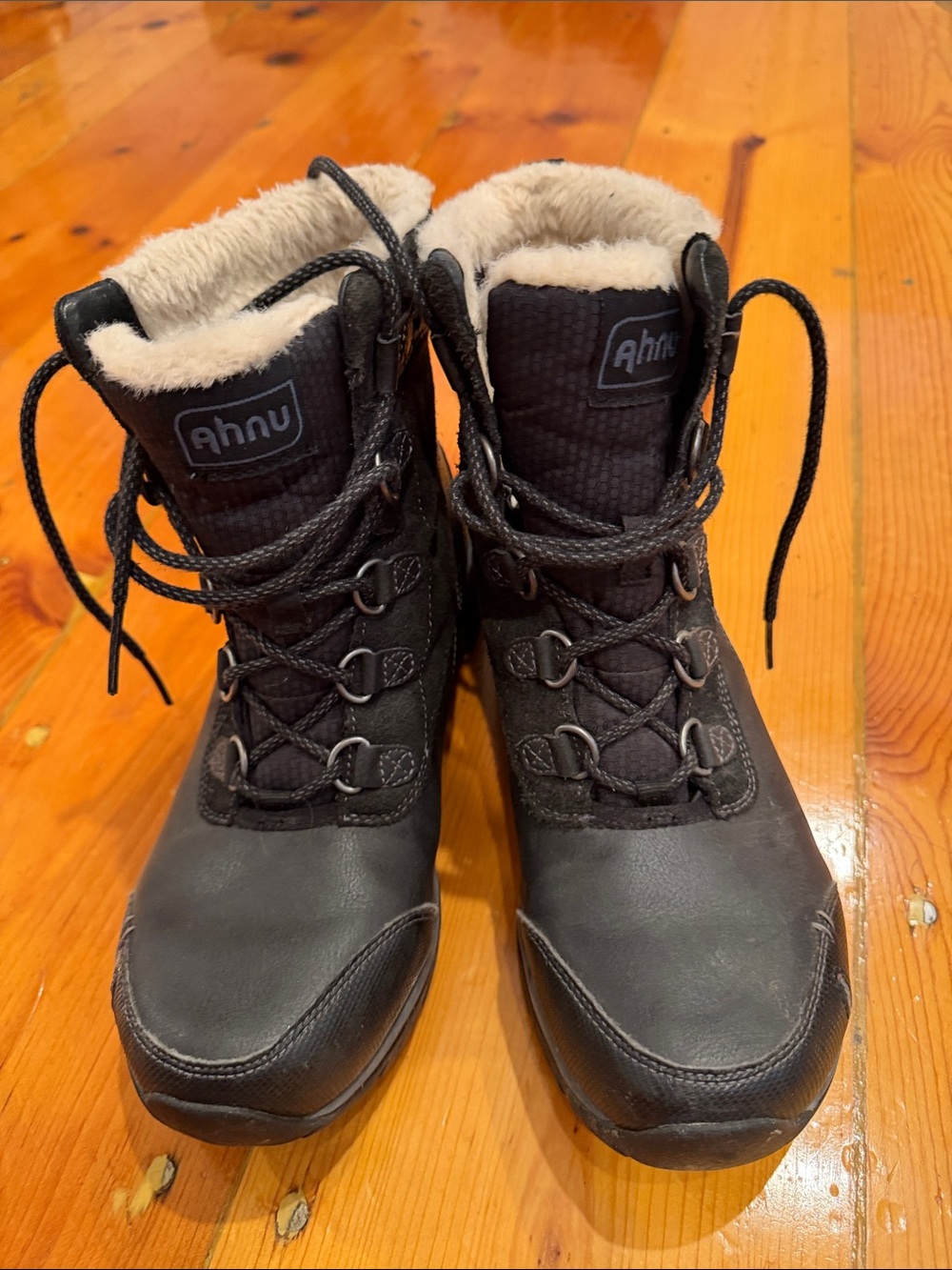 Ahnu Black Women's Lace-Up Winter Boots with Faux Fur Trim